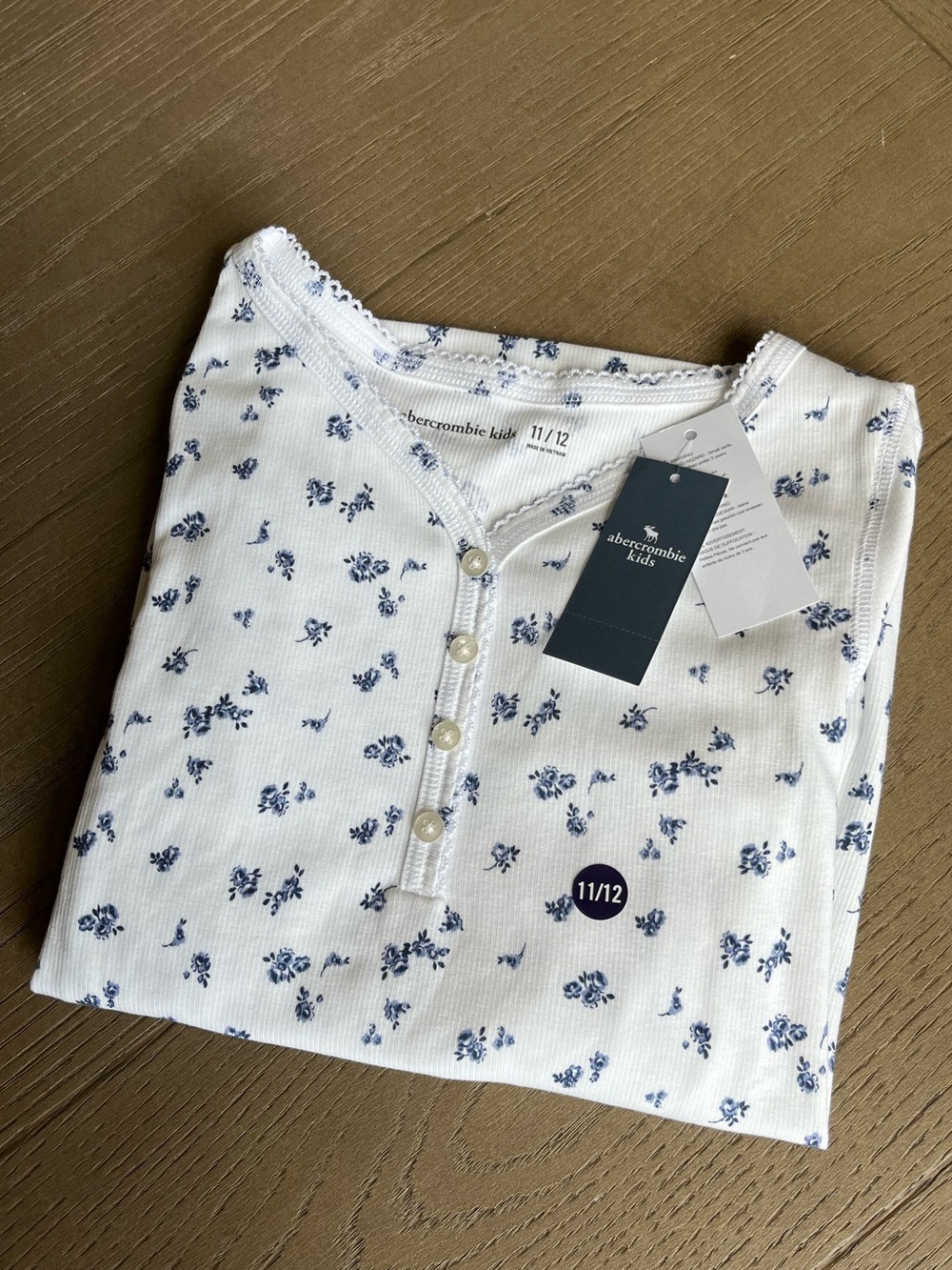 Abercrombie and Fitch Kids Blue Floral Henley Long Sleeve Tee T-shirt Girl 11/12